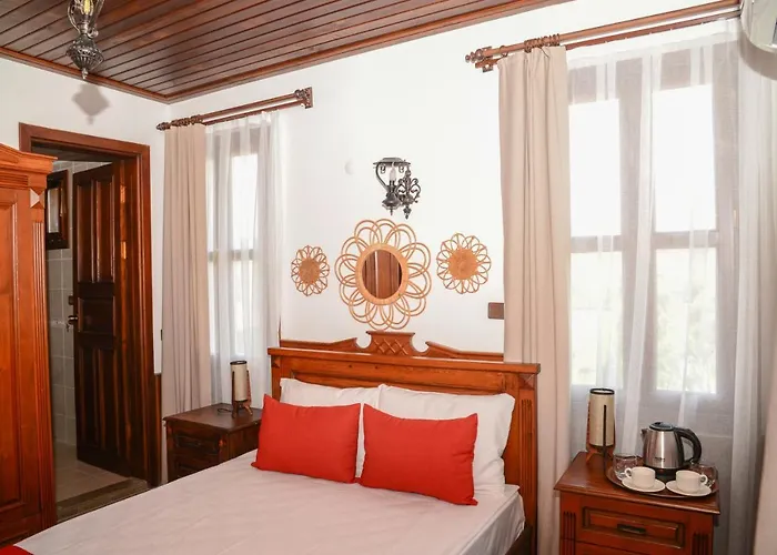Enso Hotel 3*