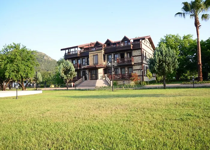 Enso 3* フェティエ