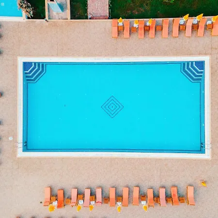 מלון Ensoinn Hotel פאטהיה